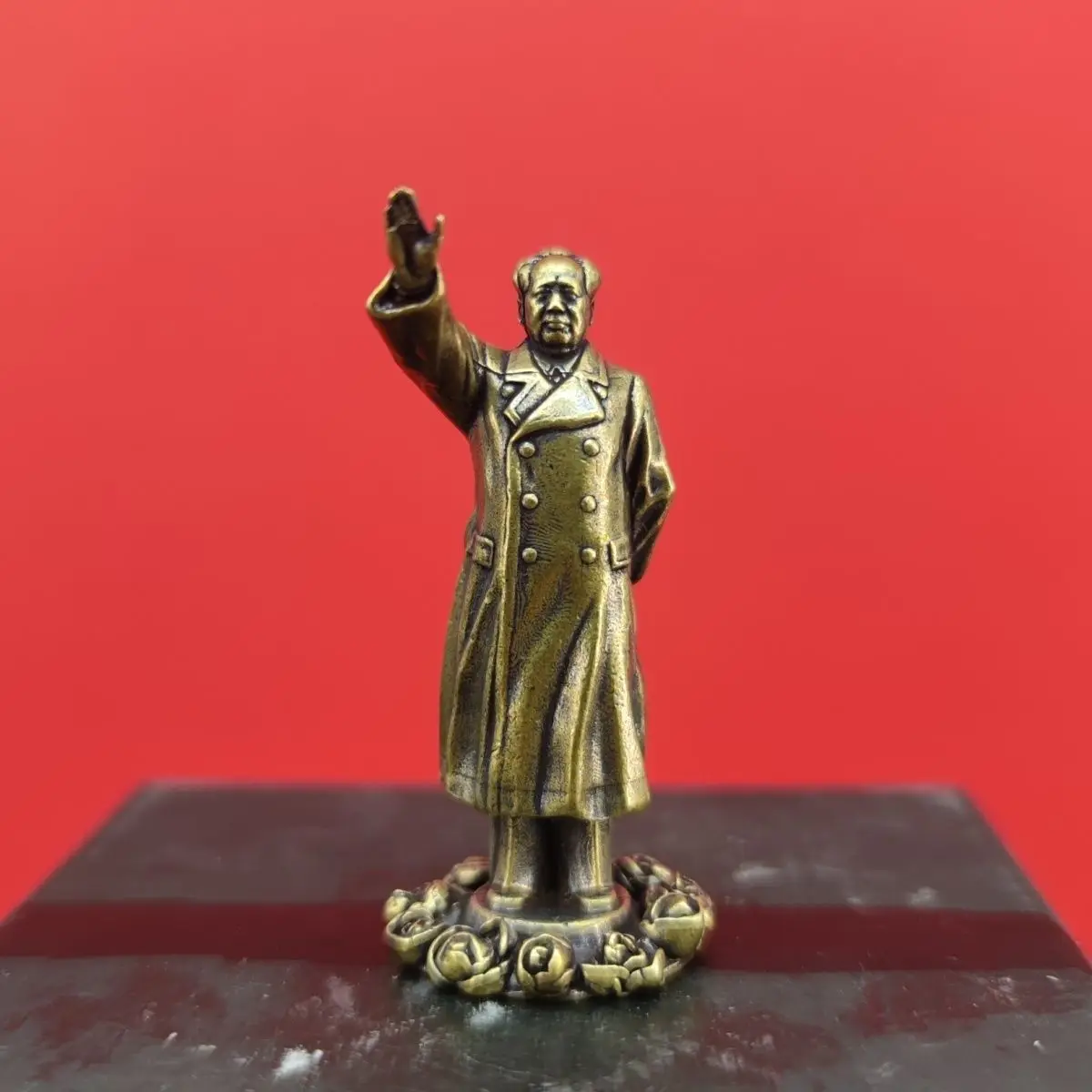 Chairman Mao Copper Sculpture Desktop Ornament  Mini Figurines Decoration Crafts