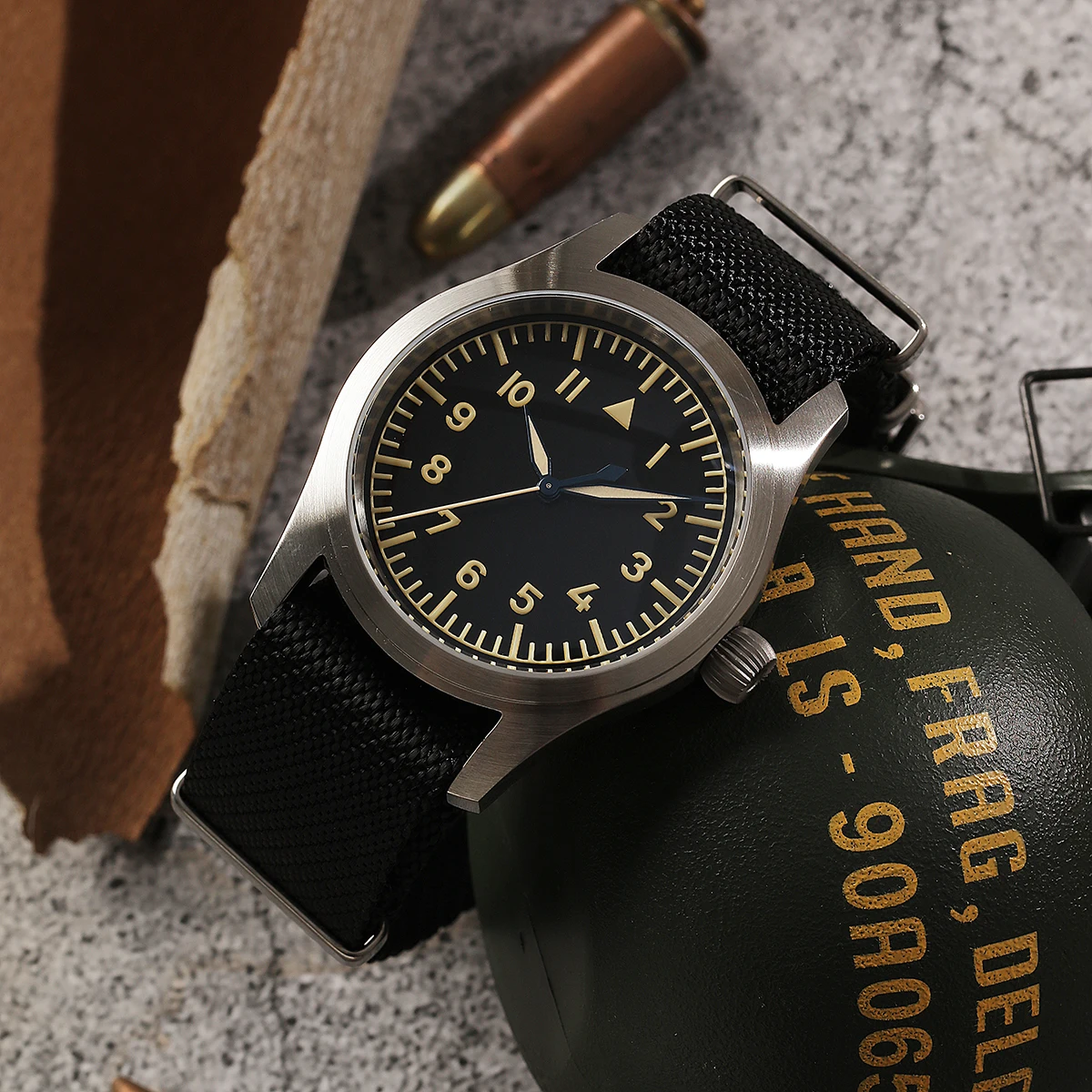 【Escapement Time】VH31 Quartz Movement Pilot Watch with Type-B Black Dial and 38mm Case Waterproof 100M Sapphire