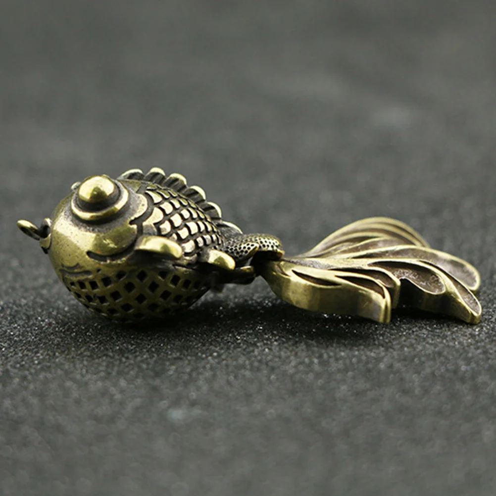 

2 Pcs Goldfish Key Accessories Novelty Cute Ornament Keychain Pendant Brass Figurine Luxury