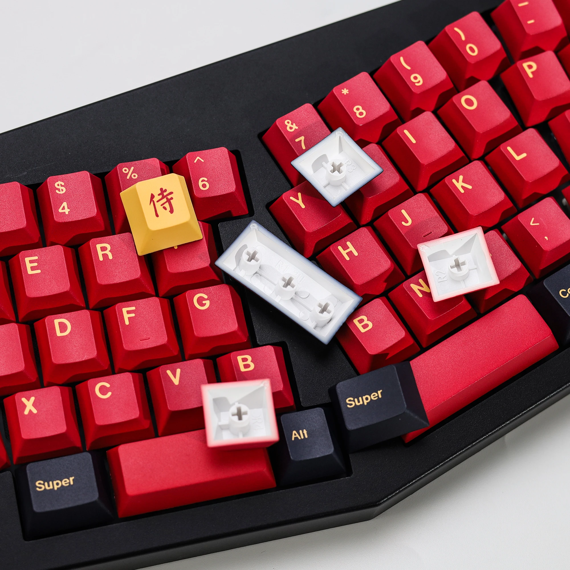 KBDiy 143 Keys GMK Red Samurai - đánh giá và giá Retro Gaming Keyboard