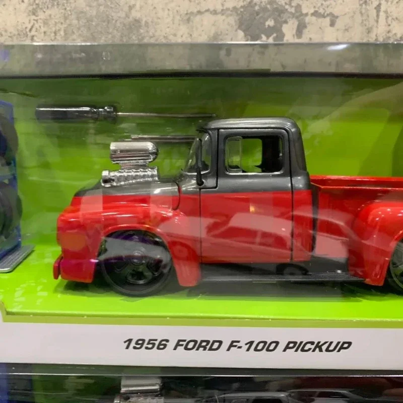 Jada 1:24 Ford 1956 F-100 pickup Diecast Car Metal Alloy Model Car Toys for Children Gift Collection