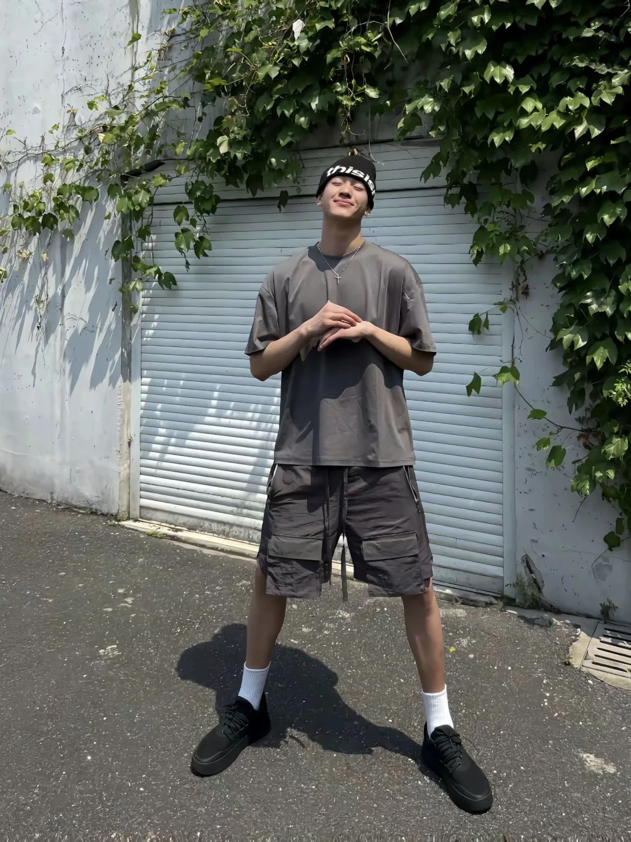 

Американская рабочая одежда в стиле ретро с несколькими карманами и поясом, мужские повседневные свободные универсальные брюки на молнии, чувственные брюки пять четвертей