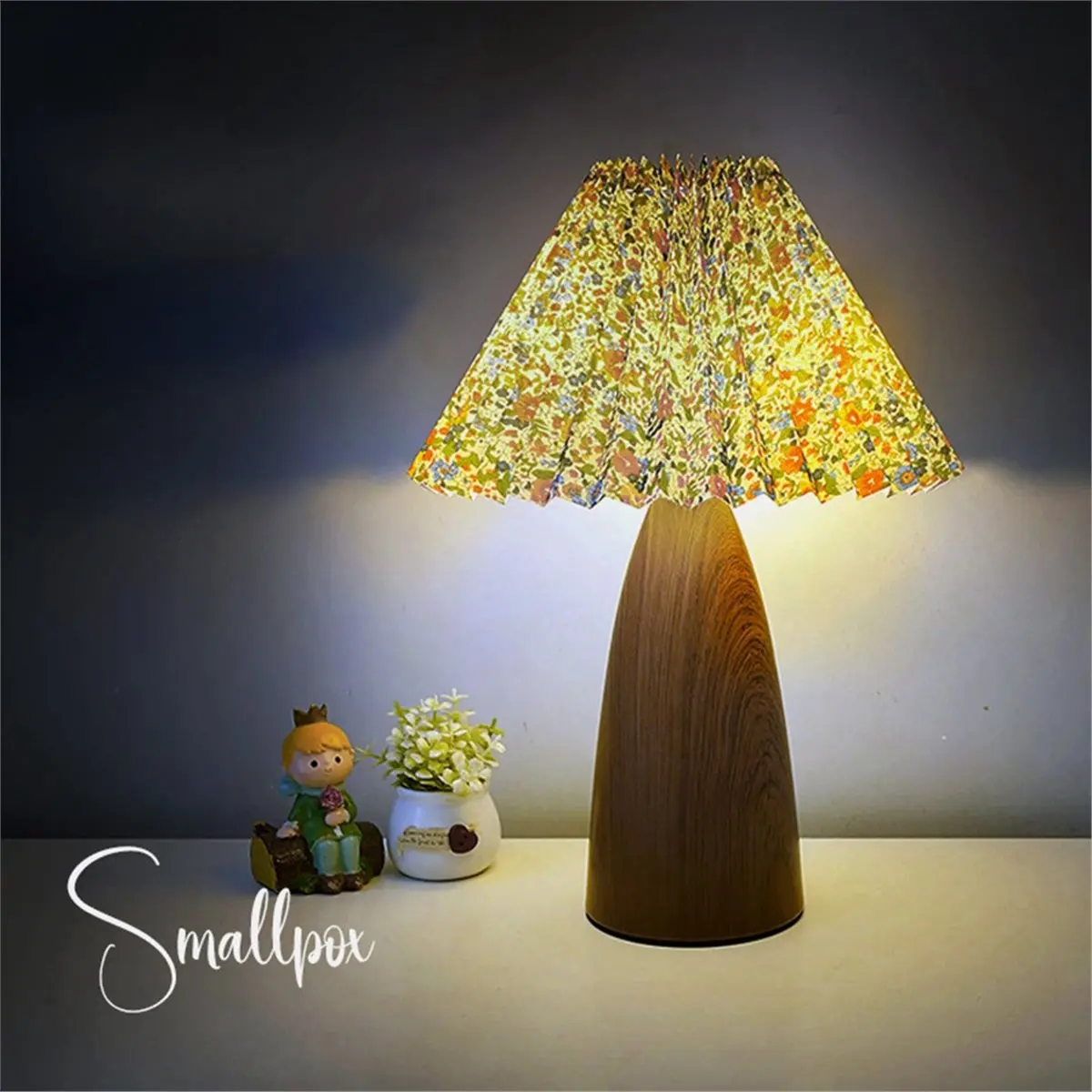 b17bbg-retro-table-lamp-pleated-bedroom-bedside-lamp-high-end-imitation-wood-grain-decorative-atmosphere-night-light-a