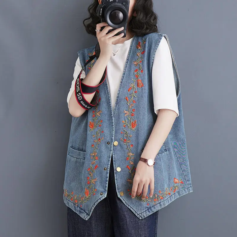 Spring And Summer Women Waistcoat Literature Art Retro Flower Embroidery Denim Vest Jacket Vintage Style Casual Tops Z1453