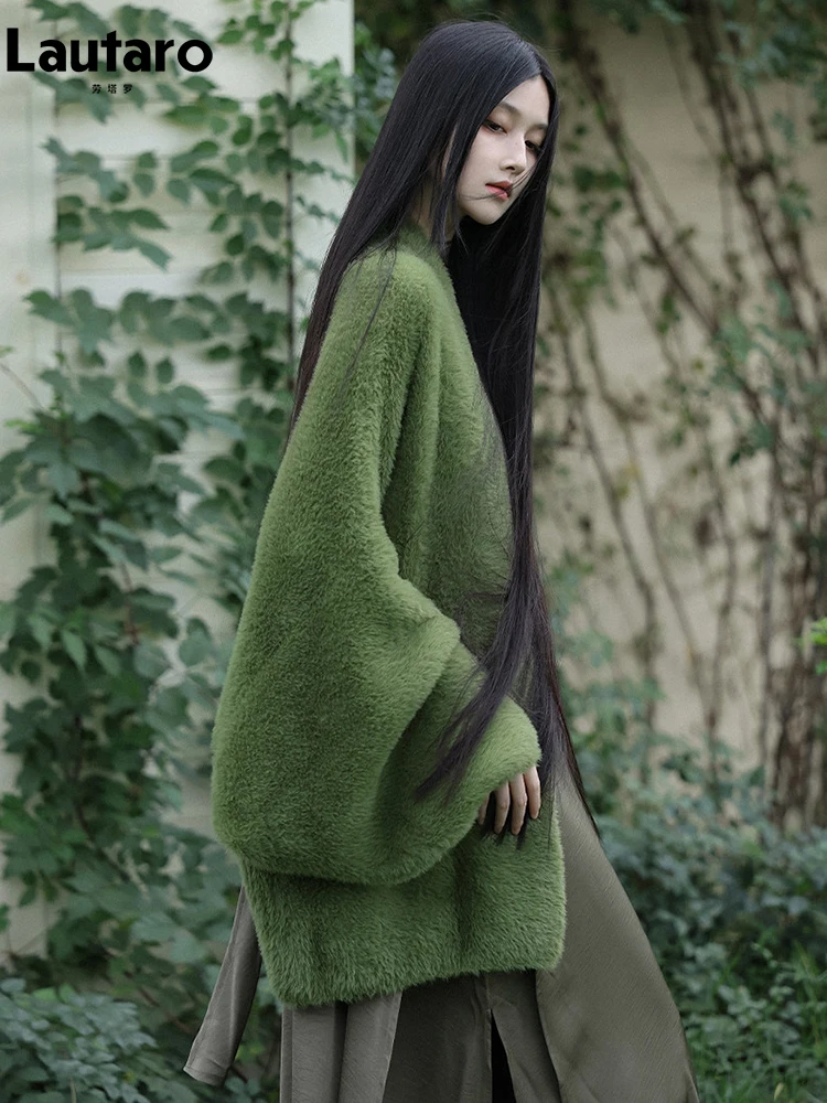 Women's Oversized Green Faux Fur Coat: Deep V Neck Bat Sleeve