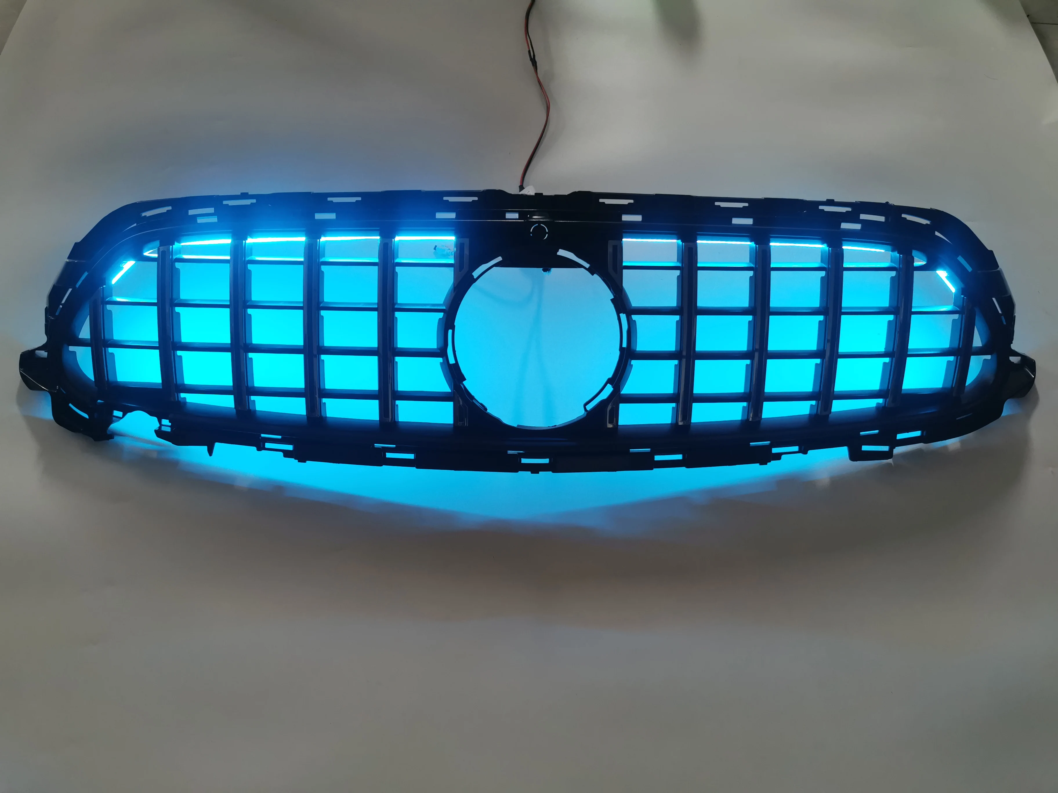 

Fit For E-Class W213 E200 E300 E220d 2021-2023 AMG GT Style Illuminated LED 1 PCS Grill Racing Grill Car Front Bumper Grille