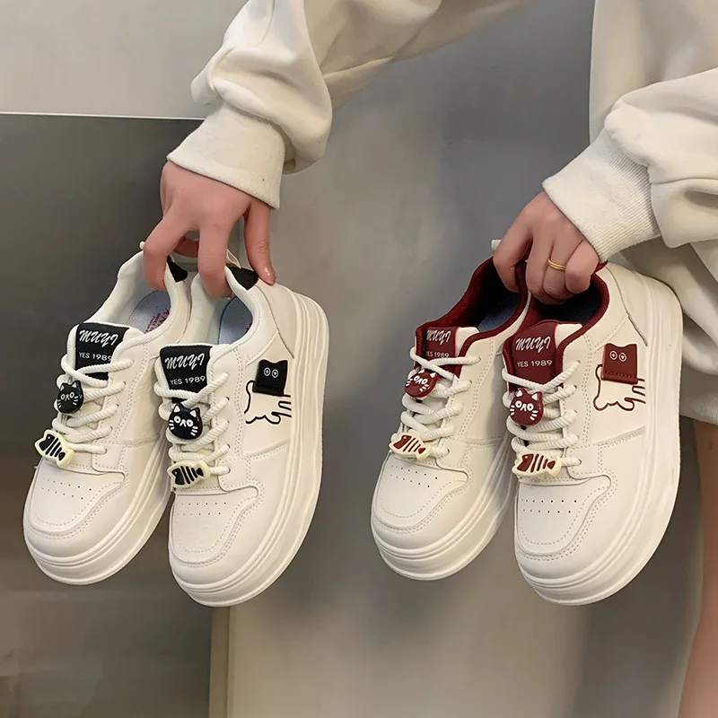 

Casual Sports Shoes for Women, New All-match Thick Sole Heightening Soft Sole Leather Niche Student Sports Casual Shoes