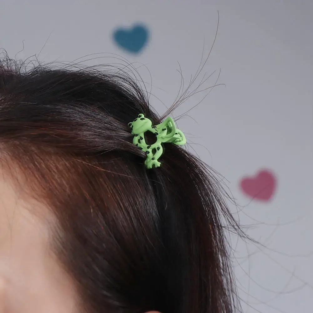 Personalità Animale Rana Artiglio Clip Lega Stile coreano Rana verde Artiglio per capelli Accessori per capelli Clip per capelli in metallo cavo Festa