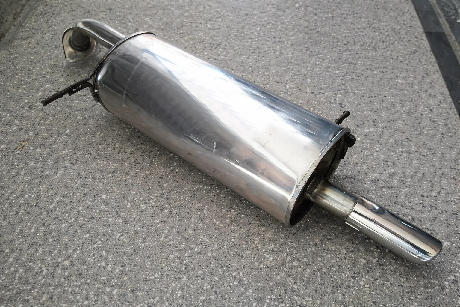 Galvanized Steel Car Exhaust Muffler For Ford Fiesta 1.5LATV&UTV