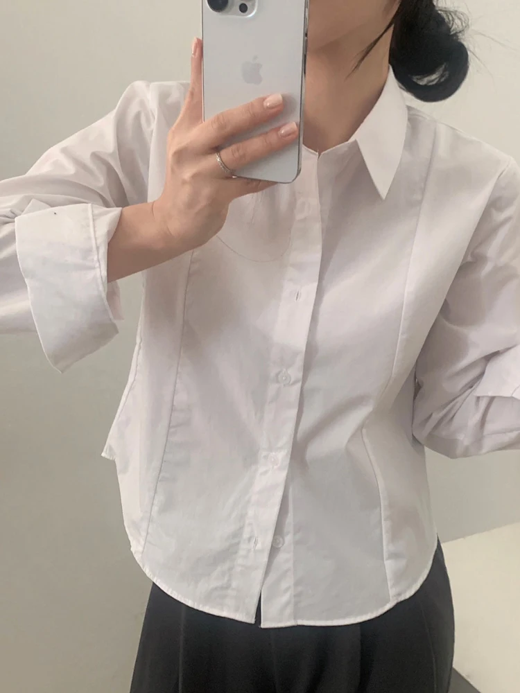 シックな白シャツレディースレトロターンダウンカラー長袖シングルボタンエレガントな高級感トップ韓国スタイルルーズフィット