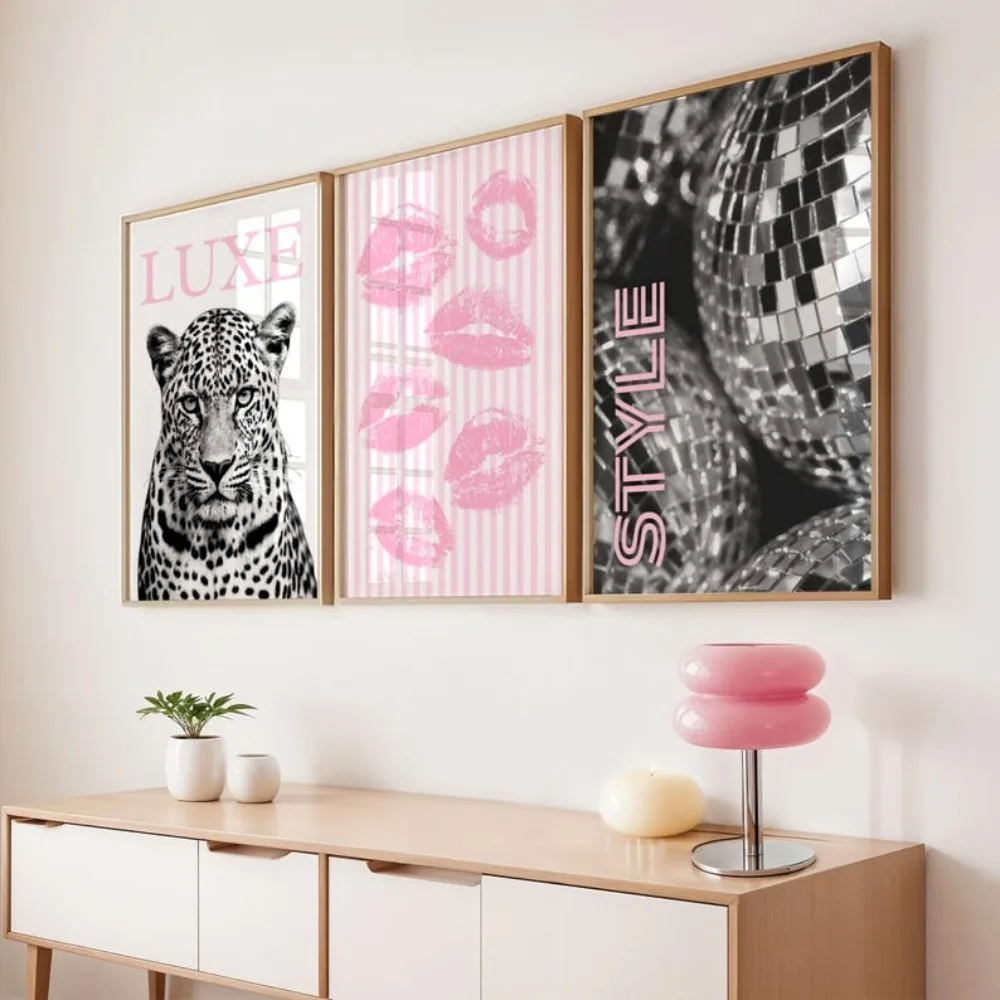 3pcs Frameless Fashion Gallery Printing Fashion Leopard Printing Kiss Disco Ball Printable Decor Fashion Magazine Pink Gorgeous