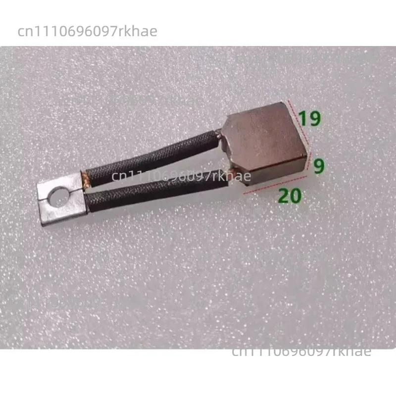 10PCS J230 car engine 9*19*14 forklift motor brush oil pump lift with copper carbon brush 9X19X20MM