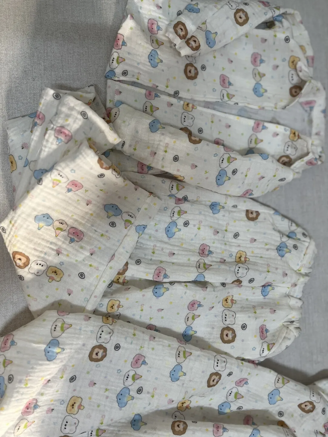 1/3ドール服 75cm BJDドール用 ドレスアップおもちゃ パジャマセット 長袖パンツ 寝間着 ごっこ遊び ドールアクセサリー、ドールなし