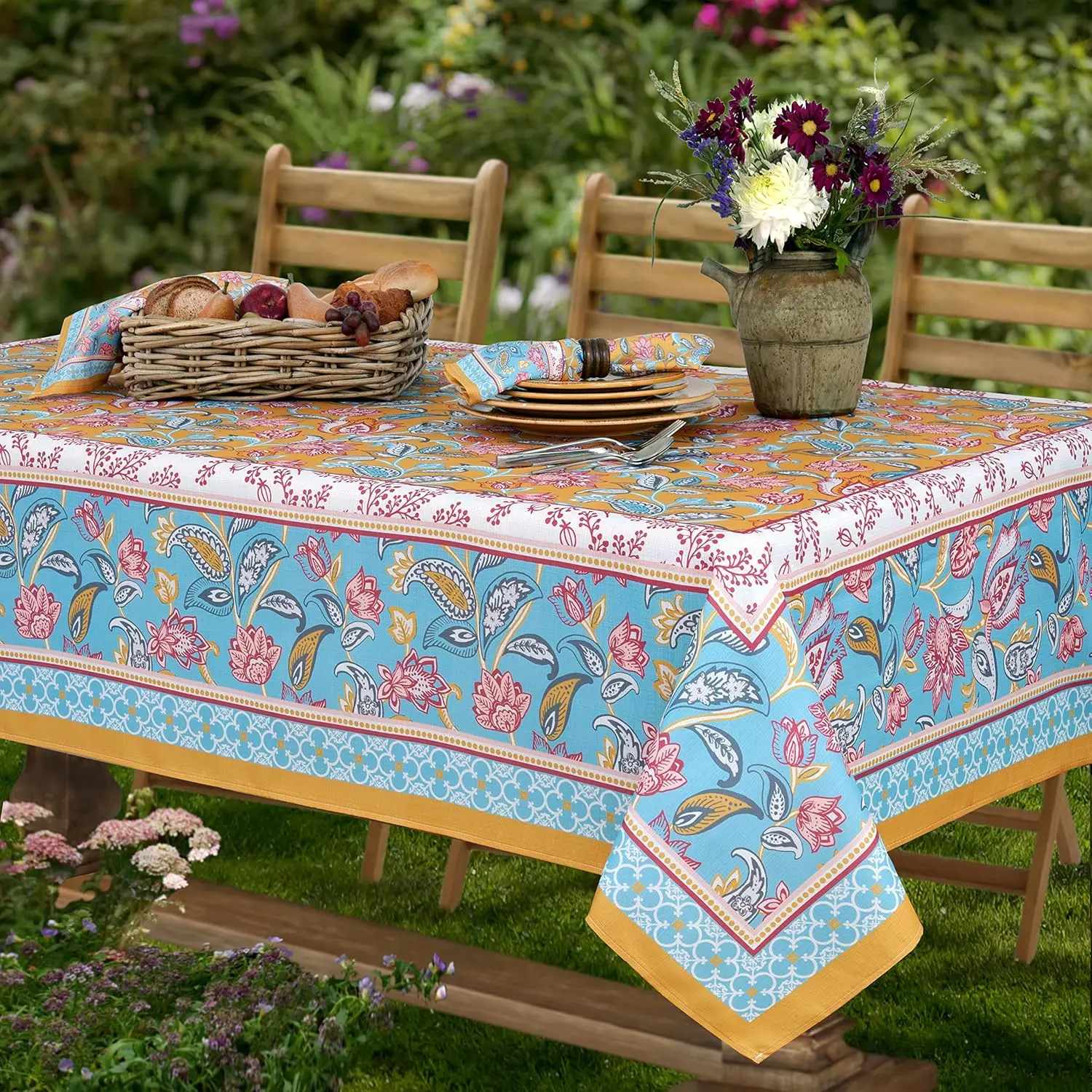 

Скатерть Belle Fleur Provence Country из французской ткани, устойчивая к пятнам и воде, не мнущаяся, с цветочным узором пейсли.