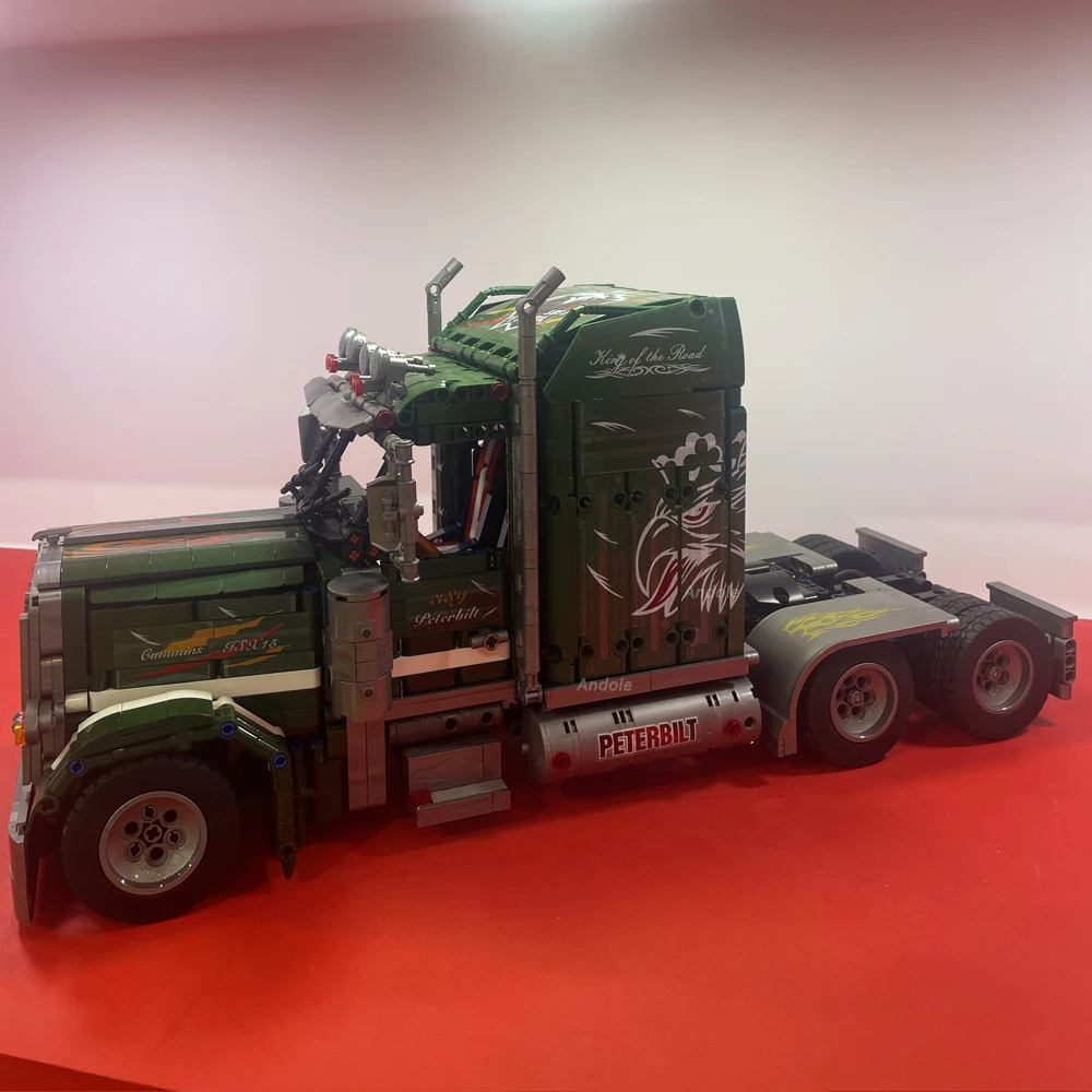 2105PCS Technical City Green Truck Building Blocks High-Tech Heavy Truck Cargo Model Bricks Toys For Adult Birthday Gift MOC