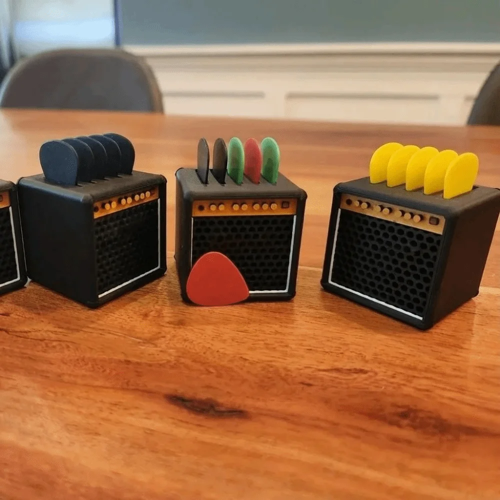 

Retro Guitar Pick Holder 3D Printing Dustproof Guitar Picks Storage Stand Waterproof Portable Guitar Picks Organizer
