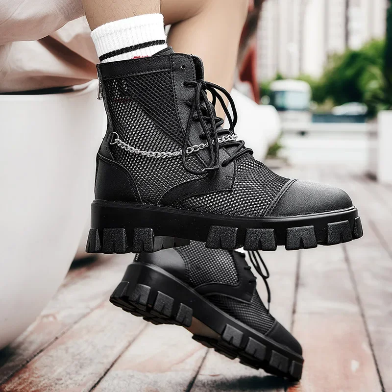 

2024 New Summer Men's Boots Thick Bottom Mesh Surface Breathable Hollow Out Chain Short Boot Male Autumn Fashion Casual Shoes