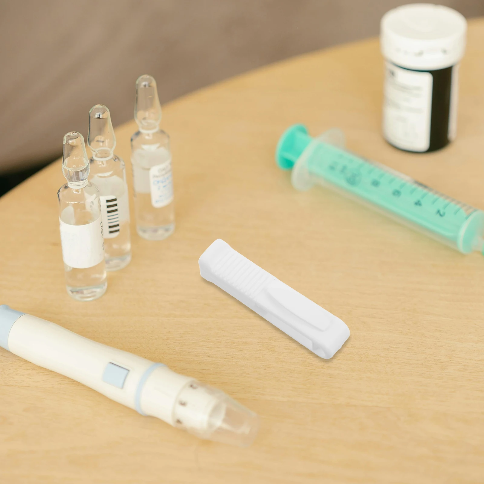 

4 Pcs Bottle Opener Non-toxic for Use Medicine Clinic Abs Mini Vial Glass Nurses Ampule Cutting Tool