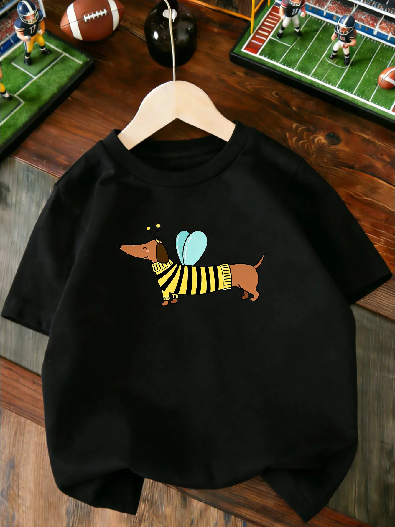 Funny Winged Dachshund In Bee Striped Outfit Graphic T Shirt Boys Girls Casual Short Sleeve Tee Family Matching Kids Cotton Tops