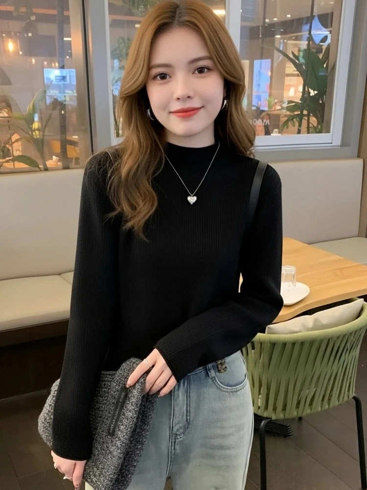 

New Basic Sweater Autumn and Winter Women's Retro Solid Color Slim-fit Bottoming Shirt Elegant Integrated Fleece Warm Knitwear