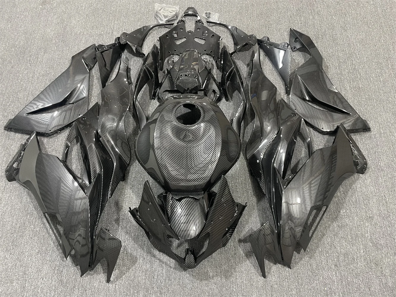 Motorcycle fairing ZX-6R 2019 2020 2021 2022 2023 636 19 2021 22 23 body fairing Carbon fiber paint motorcycle guard plate