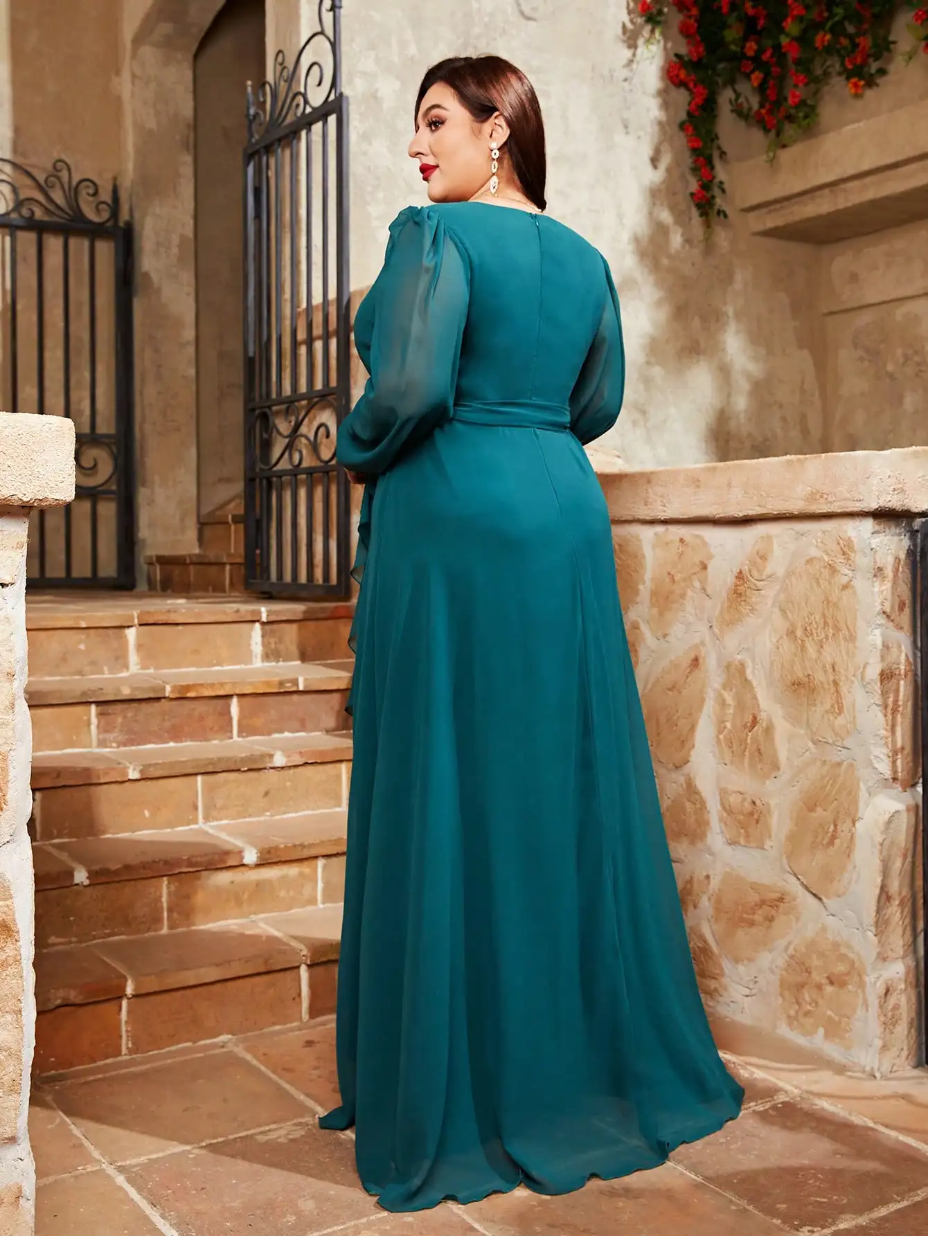 Mgiacy V-neck irregularly crossed long-sleeved ruffled chiffon floor-length dress