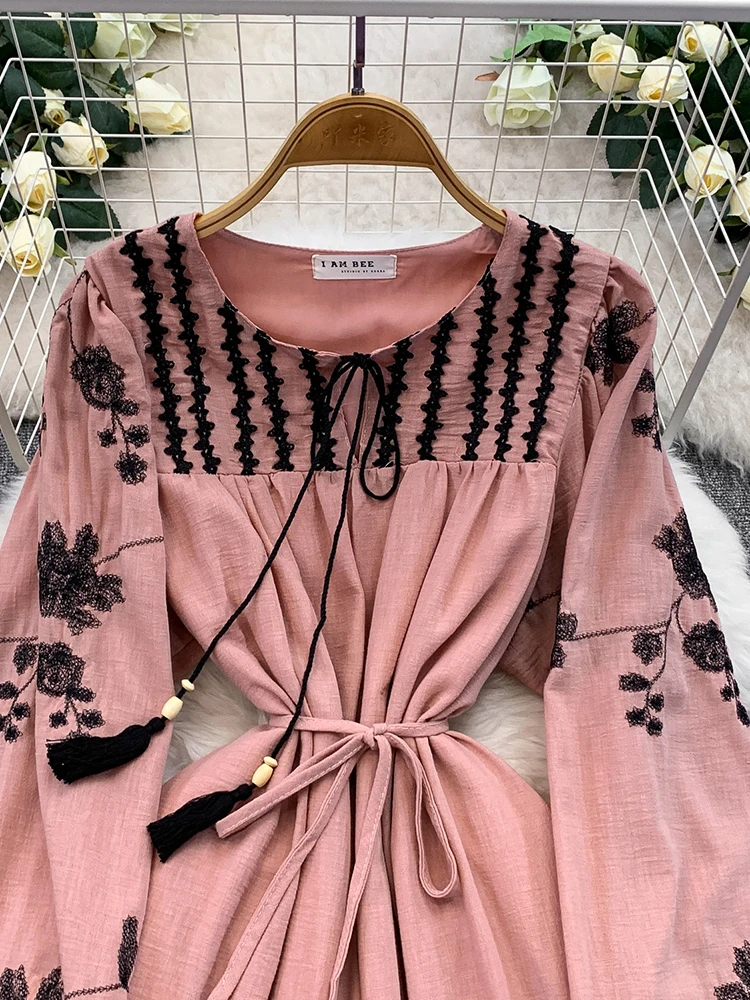 Frauen Kleid Herbst Böhmischen Vintage Französisch Spitze Blume Stickerei Oansatz Laterne Hülse Bandage Elegante Lange Vestidos DS205