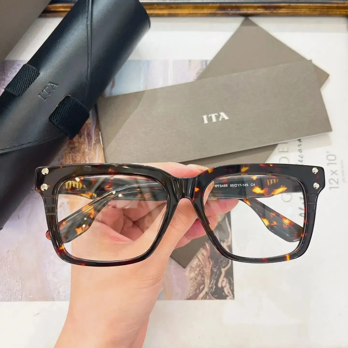 

Authentic ADITA DTS454 Fashion Retro Tortoise Frame Men Women Sun Glasses Transparent Lens UV400 Polarized Male Couple Eyewear