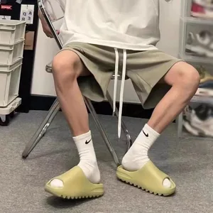 Super weiche Eva Sohle Pantoffeln für Männer und Frauen, Badezimmerschuhe, Hausrutschen, Strandsandalen, Nicht -Slip, männlich, Paar 12 Hauptverkaufsflamme - №9