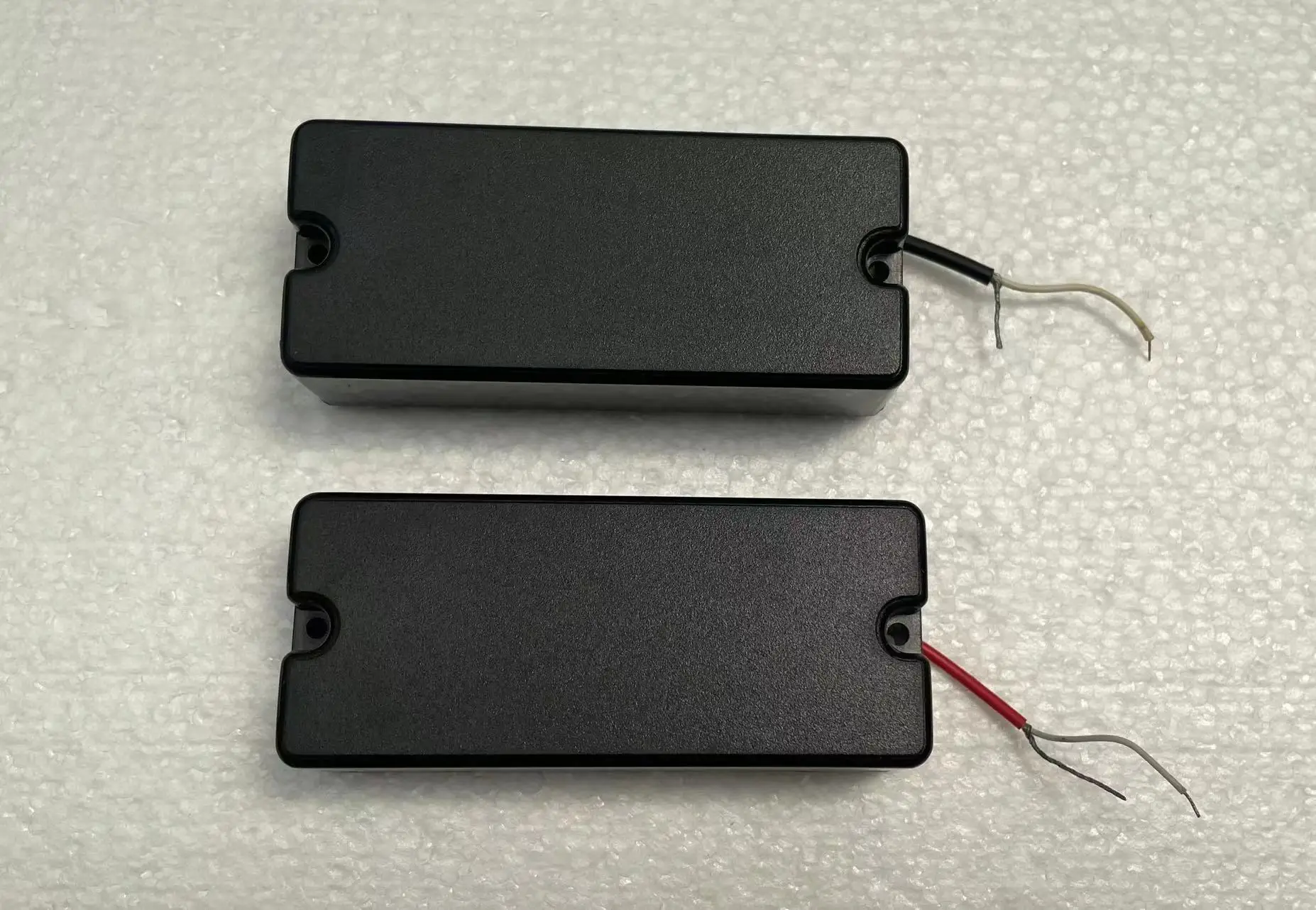 Professional Passive Bass Pickups for 4 Strings Electric Bass Guitar Part Accessories in Stock Discount P231