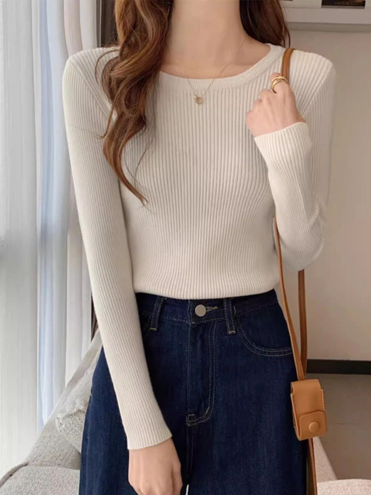 سترة نسائية أساسية بأكمام طويلة لخريف وشتاء 2025 سترة نسائية عصرية برقبة دائرية سترة ضيقة مرنة محبوكة بطبقة أساسية