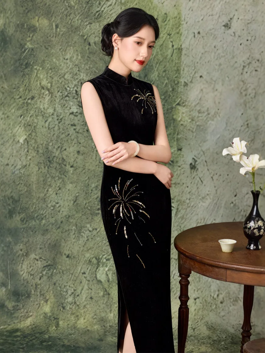 2026-autumn-new-qipao-new-chinese-sleeveless-velvet-embroidery-improved-chinese-style-banquet-qipao-dress