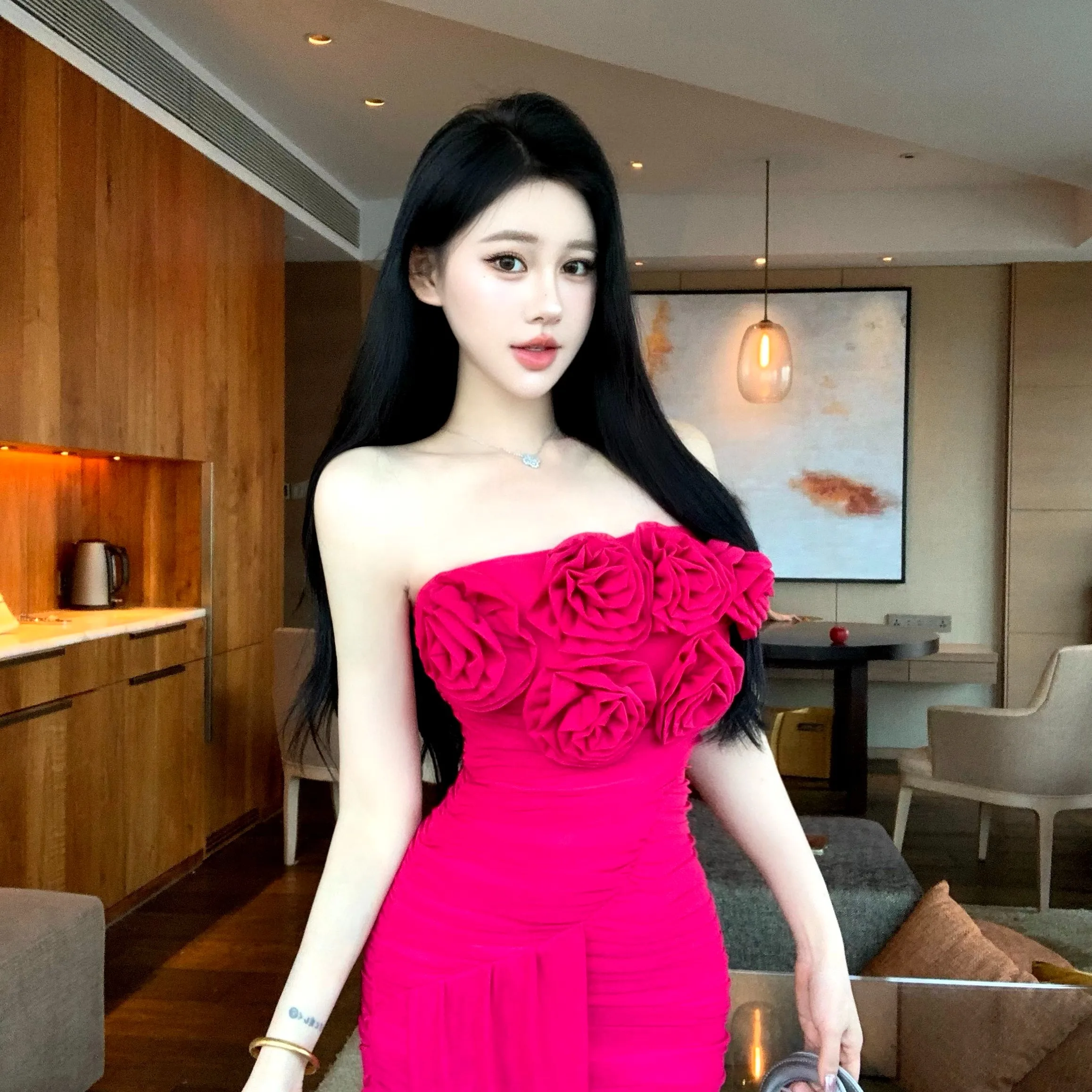 가을 겨울 신상 슬림핏 하이웨이스트 바디콘 디자인 한국 스타일 출퇴근용 스커트