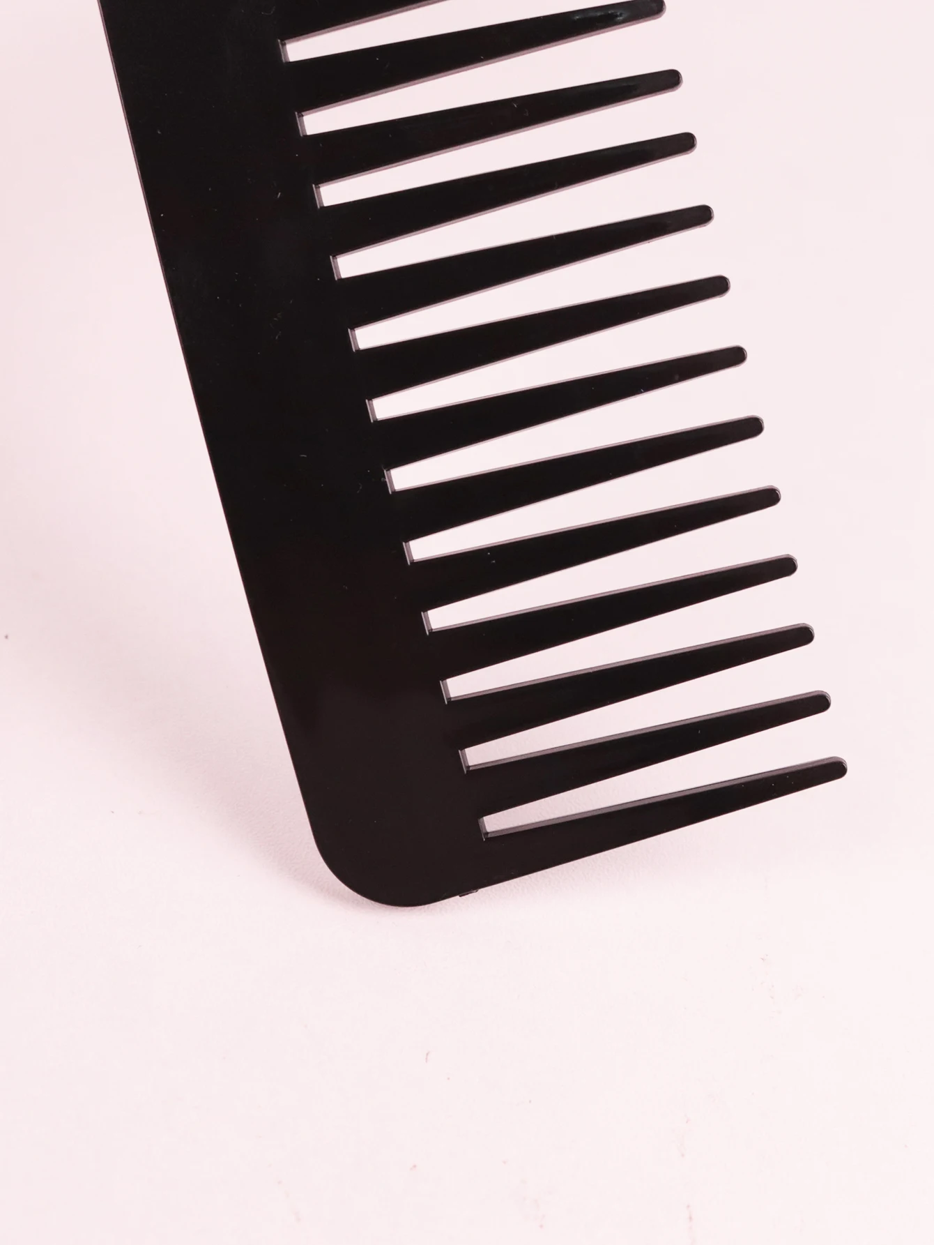 1 Thick Plastic Heat-Resistant, Anti-Static Long Toothed, Wide Toothed Salon Hairstyle Comb Special for Real Hair Wigs