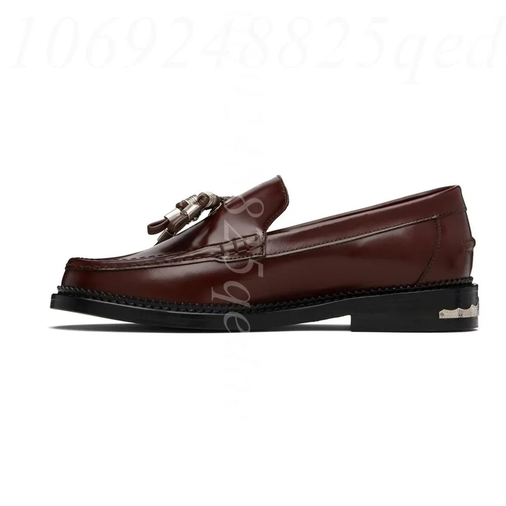 Men's Burgundy Premium Texture Tassel Decor Loafers, Slip on Low Heel Formal Dress Shoes with Metal Detail for Office Daliy Wear