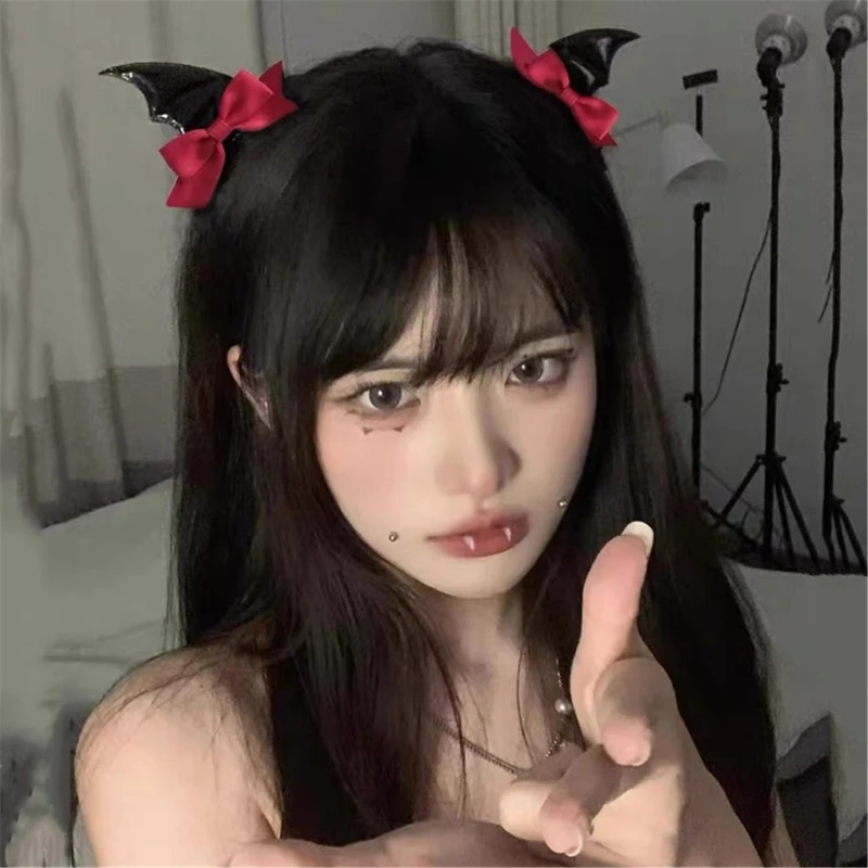 Gothic Punk Bat Wing Bowknot Hair Clip Y2K Girls Anime Cosplay Party Headwear Halloween Hairpin Role Play Costume Hair Barrettes image 3