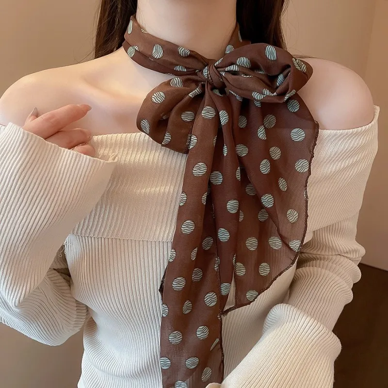 2026 Ins-Style Brauner Chiffon-Polka-Dot-Schal aus Seide, multifunktional als Damen-Halstuch, Haarband, Haaraccessoire – Detail 4