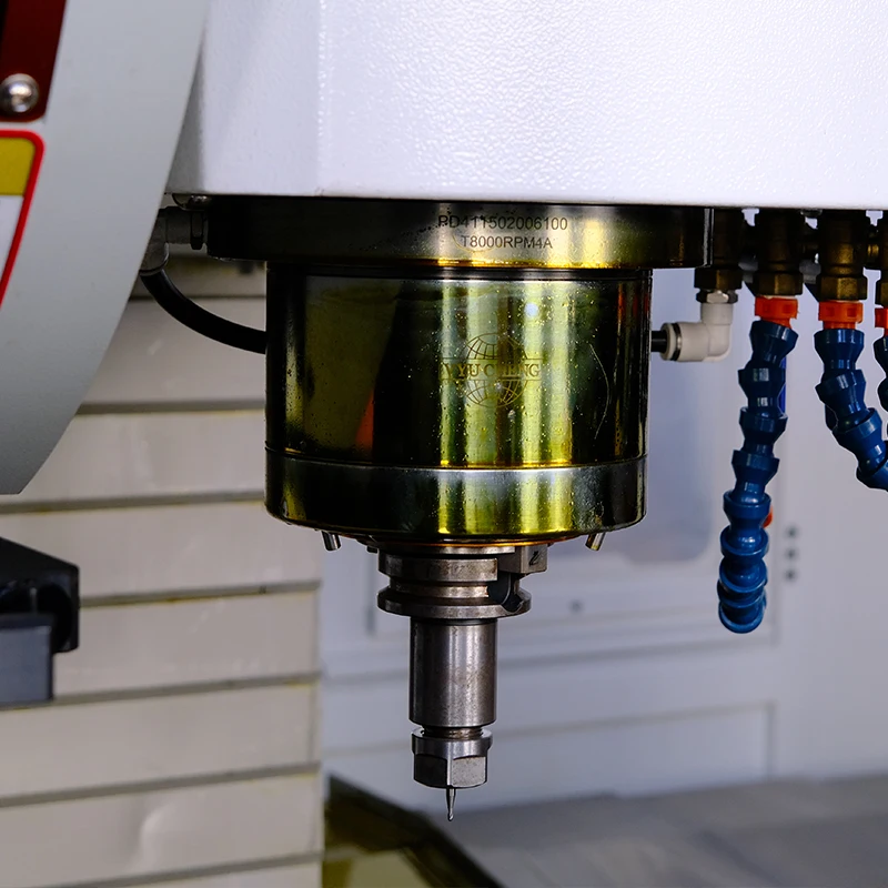 مركز الطحن العمودي باستخدام الحاسب الآلي ، Vmc856 ، 3 محاور ، CNC Centre Hine لقطع المعادن