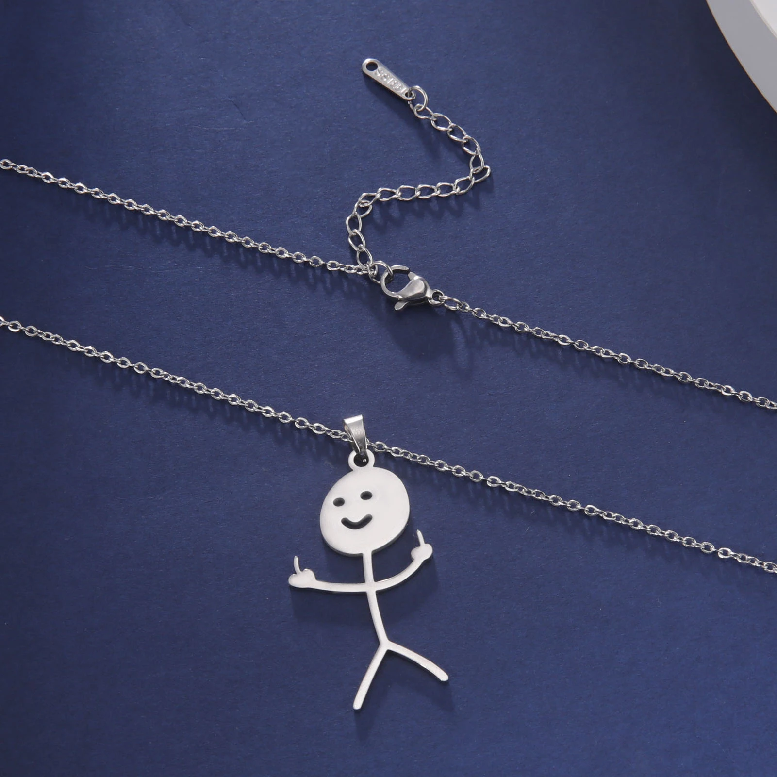 Skyrim Hip Hop Doodle Halskette für Männer Frauen Edelstahl Lange Hals Kette Mode Mittelfinger Stickman Schmuck Neu – Detail 17