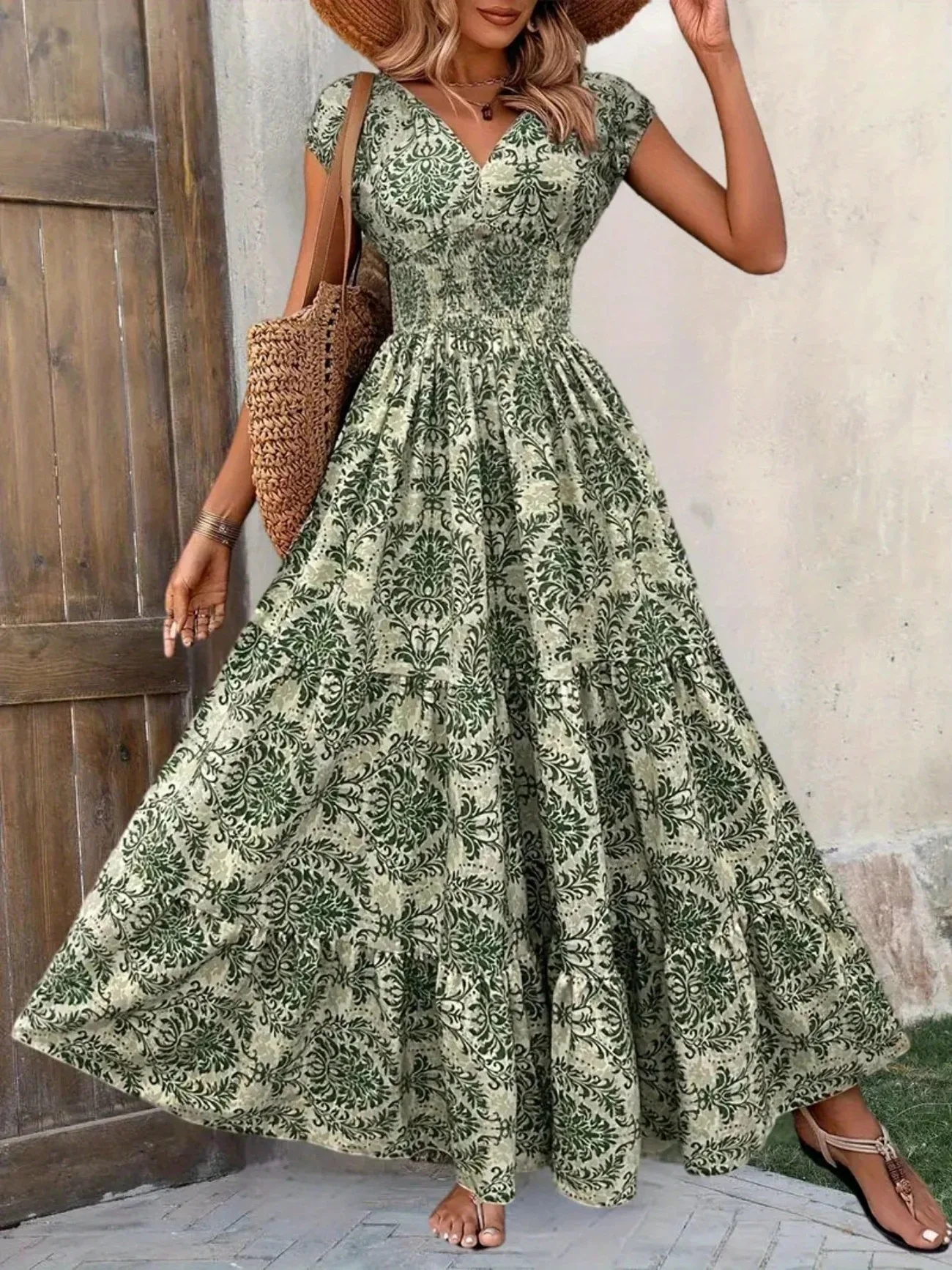Damen Boho Blumen-Maxikleid mit V-Ausschnitt, kurzen Ärmeln, geraffter Taille, gestuften Rüschen, langes Strand- und Urlaubskleid – Detail 5