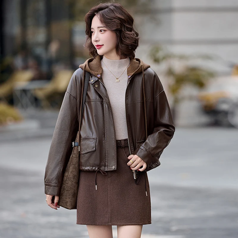 Veste en cuir PU pour femme, automne-hiver 2026, doublée polaire, courte, ample, à capuche tricotée, décontractée, vêtements d'extérieur, streetwear féminin