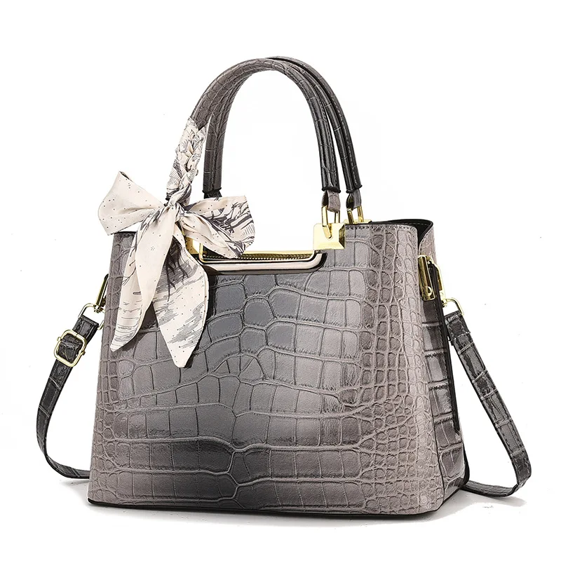 

Elegant Crocodile-Pattern Tote Bag With Adjustable Strap And Zipper Closure - Ideal For Work, Travel, And Daily Commute