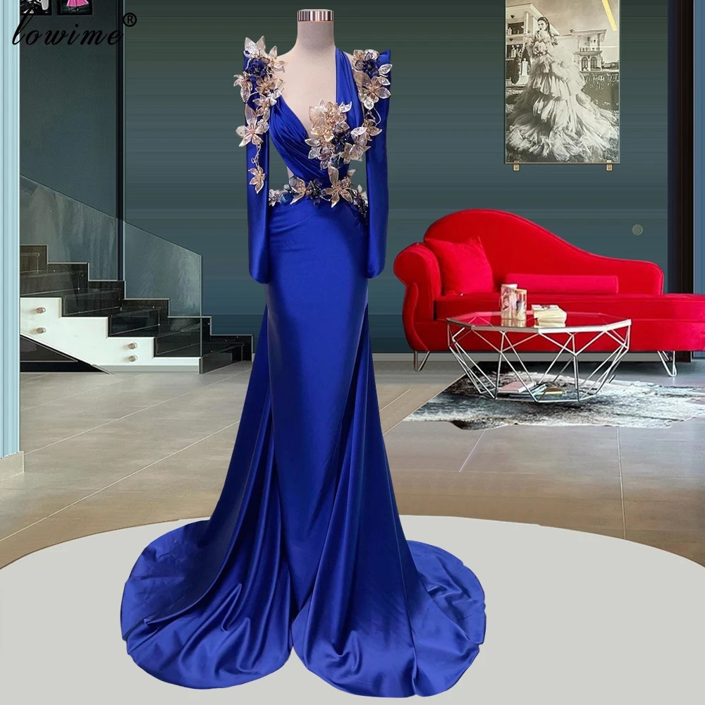 sachin and babi light blue dress Celebrity Dress Of The Week: Emily Blunt Iconic Oscar De La Renta Gown Has  Us Pining For Designer Red Dresses main image 1