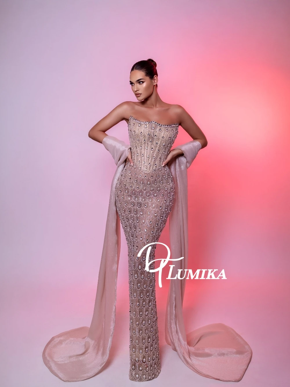 

Exquisite Crystals Strapless Evening Dress With Cape Illusion Sparkly Bodycon Customized Cocktail Gown Stunning Celebrity Wear