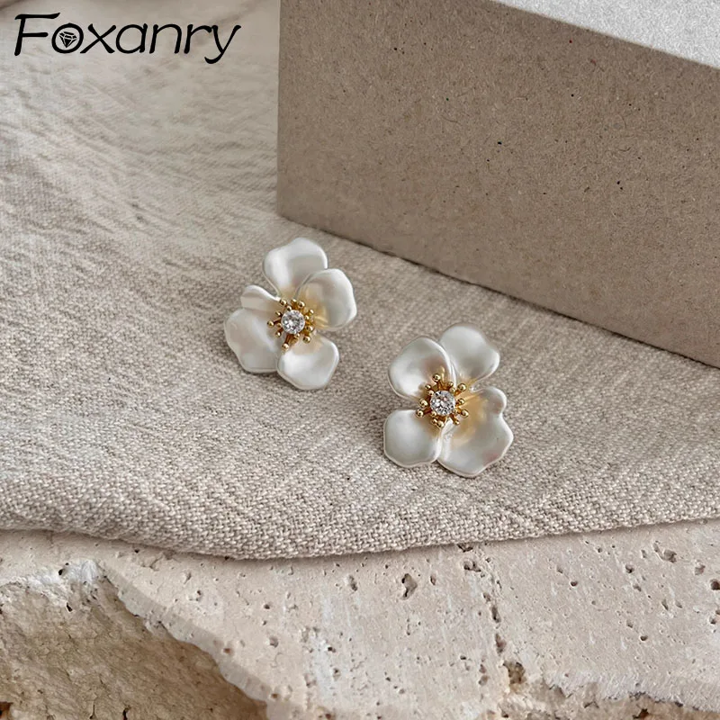 Foxanry الزركون قرط صغير زهري للنساء الفتيات بسيط كلاسيكي فرنسي موضة مزاجه الحلو زفاف العروس مجوهرات هدايا