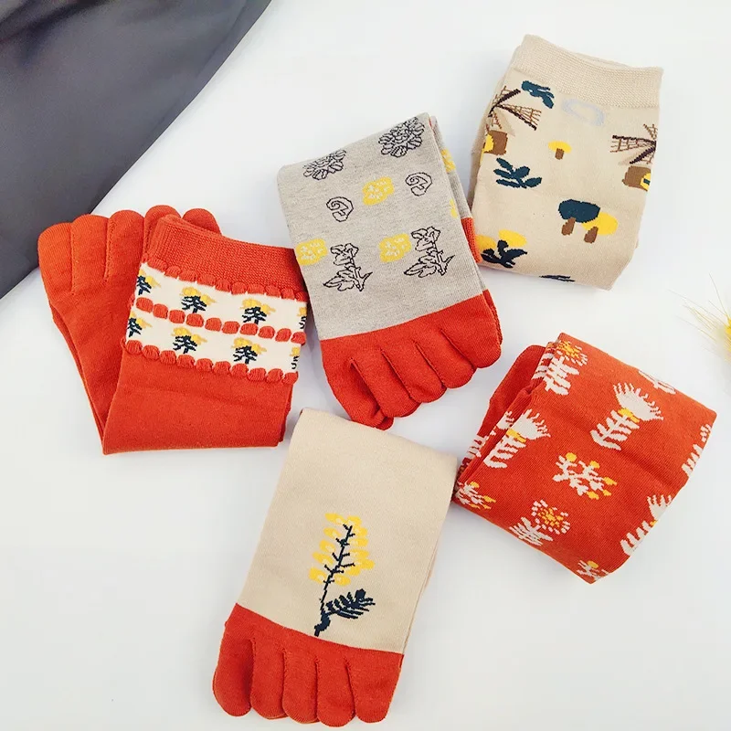 Five-finger Socks Ladies Cotton Split Toe Socks Set Cute Sweet Jacquard Women Socks