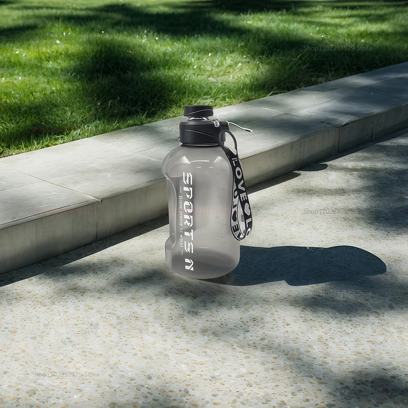 

2025, 1,7 л, спортивная бутылка для воды, большая емкость, герметичный чайник для езды на велосипеде, тренажерного зала, фитнеса, кемпинга, для мужчин и женщин, активный отдых на свежем воздухе
