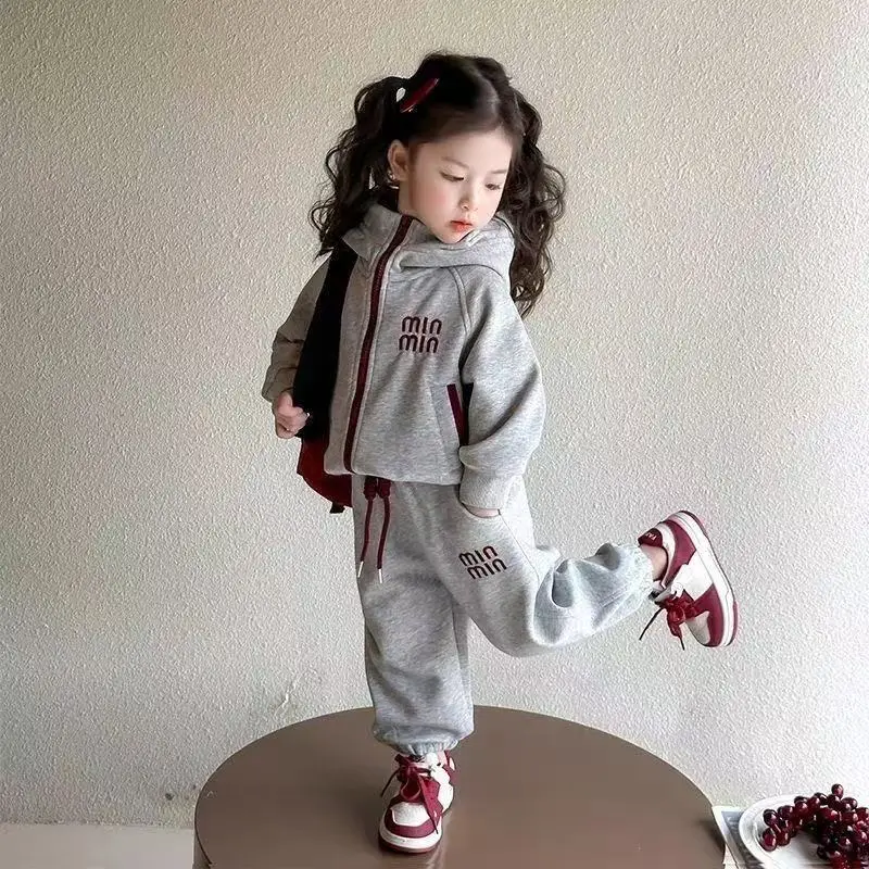 

Girls' Spring and Autumn Outfit Set2025New Children's Letter Cardigan Jacket Little Girl's Western Style Sports Two-piece Set