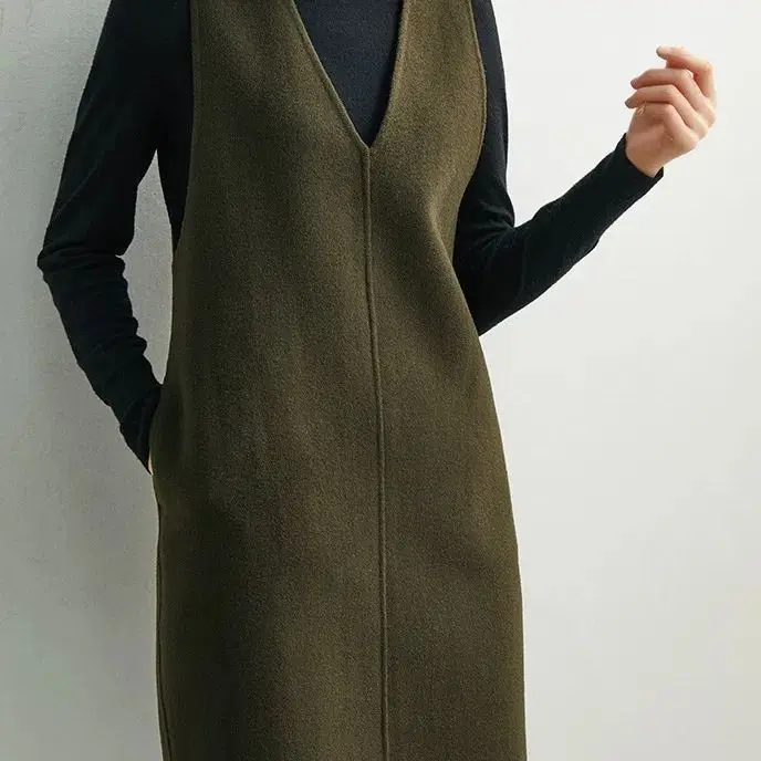 Falda tipo chaleco de lana para mujer, vestidos sin mangas con cuello en V, holgados y ajustados, con temperamento, para otoño e invierno