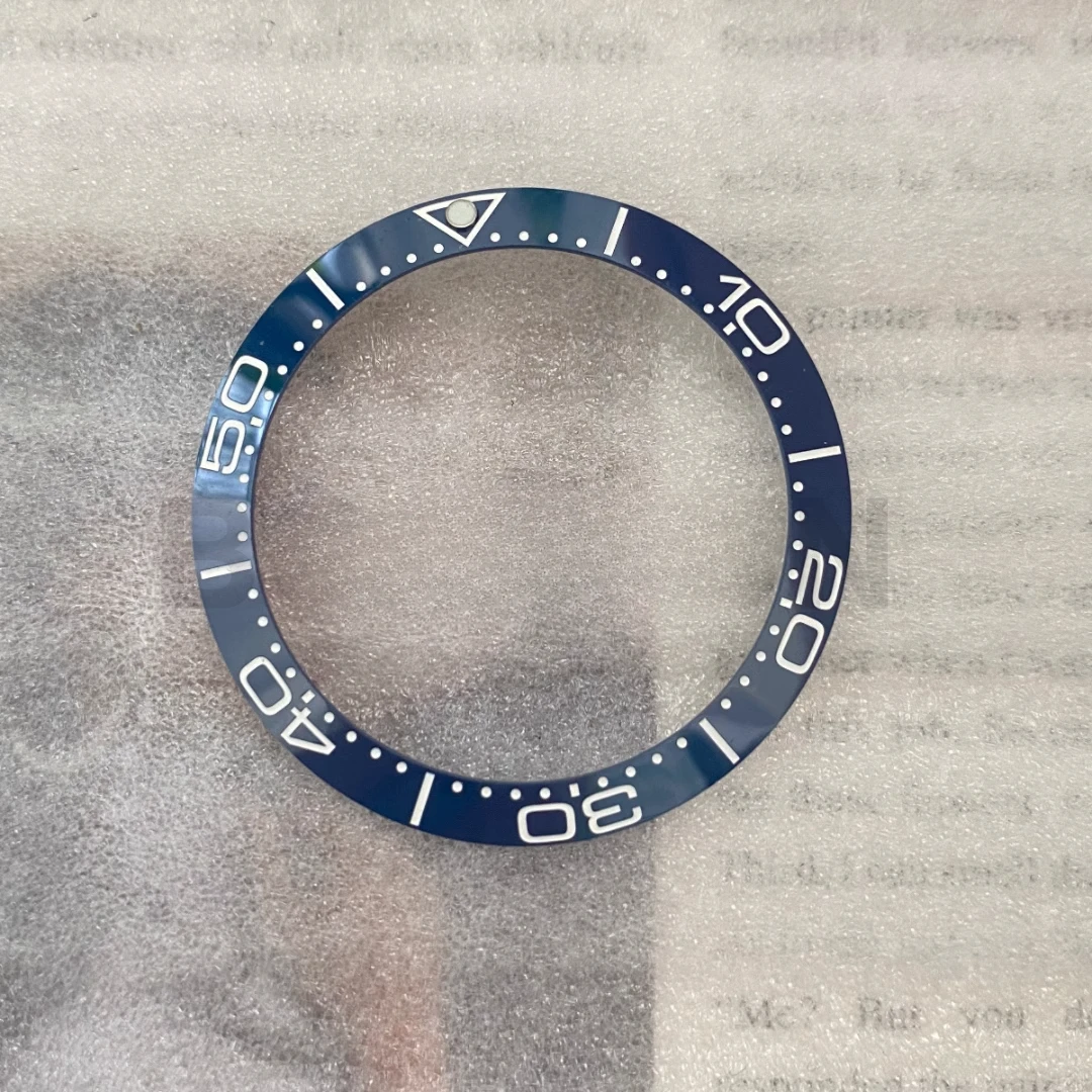 時計外輪アクセサリーリング SUB セラミックデジタルスケールリング代替タツノオトシゴ 300 黒と緑の水ゴーストヨット 38 ミリメートル